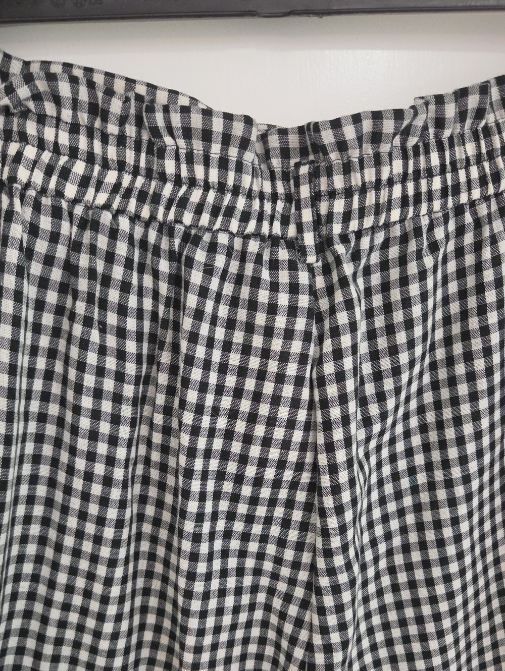 Lightweight Capris - Picture 5 of 5